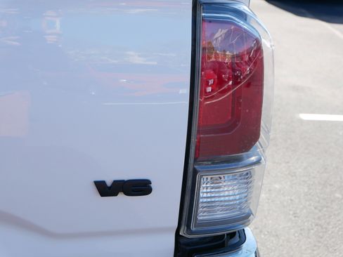 Used 2023 Toyota Tacoma SR image 17