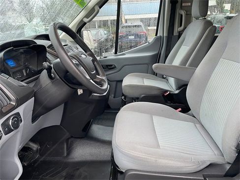 Used 2018 Ford Transit 350 XLT image 2