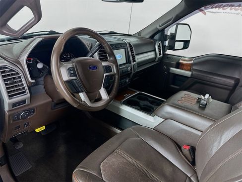 Used 2017 Ford F350 King Ranch w/ King Ranch Ultimate Package image 30
