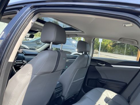 Used 2020 Honda Civic Touring image 16