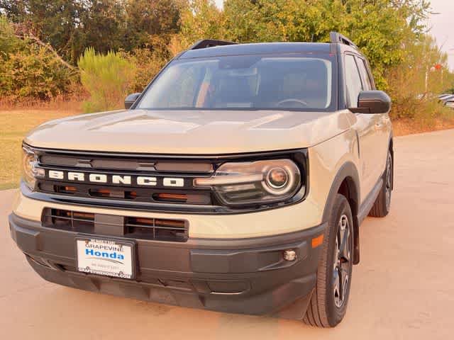 Used 2024 Ford Bronco Sport Outer Banks w/ Tech Package AWD/4WD image 2
