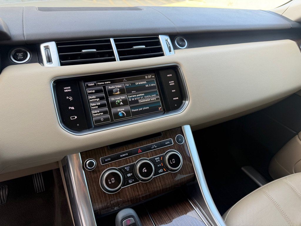 Used 2014 Land Rover Range Rover Sport HSE AWD/4WD image 18