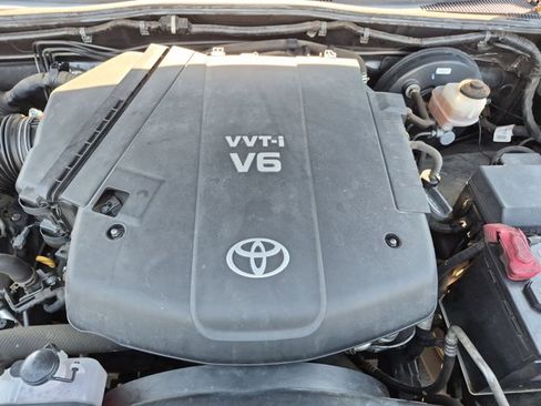 Used 2012 Toyota Tacoma PreRunner w/ SR5 Pkg RWD image 20