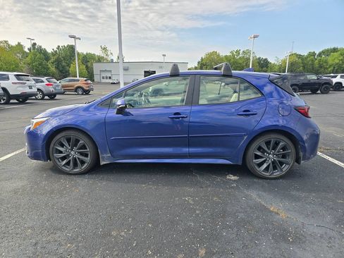 Used 2025 Toyota Corolla XSE FWD image 5