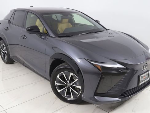 Used 2024 Lexus RZ 450e Premium w/ Technology Package AWD/4WD image 19