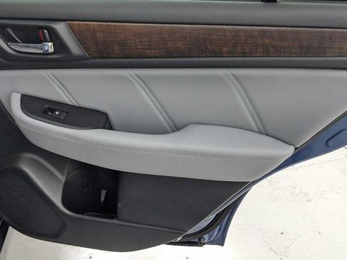 Used 2019 Subaru Outback 2.5i Limited AWD/4WD image 27