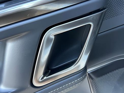 Used 2022 Rivian R1S Adventure image 30