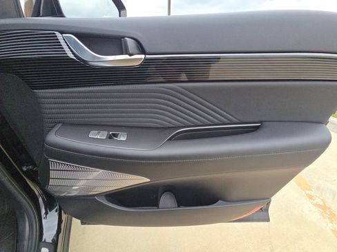 Used 2024 Hyundai Palisade Calligraphy image 33