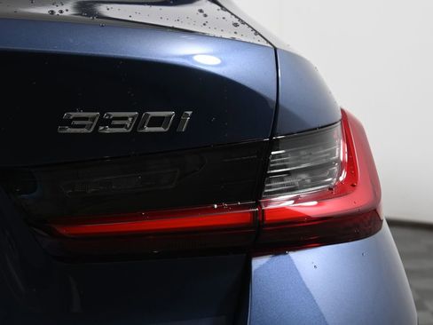 Used 2026 BMW 330i xDrive Sedan w/ Premium Package image 13