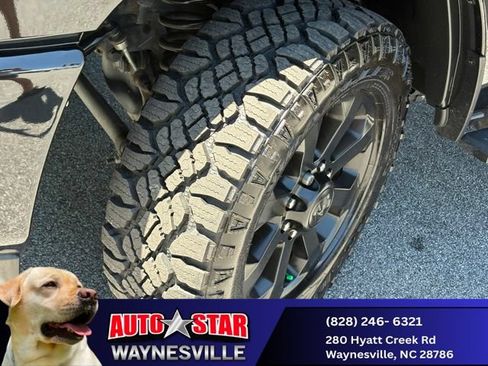 Used 2022 RAM 2500 Big Horn w/ Night Edition AWD/4WD image 30