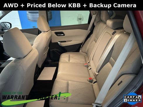 Used 2024 Nissan Rogue SV image 19