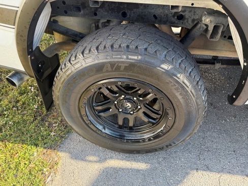 Used 2020 Ford F150 XLT w/ Equipment Group 302A Luxury image 7