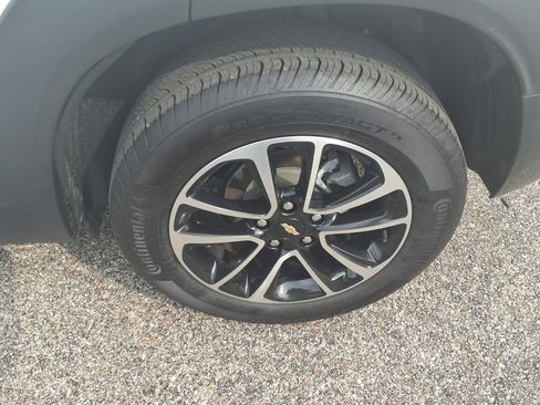 Used 2025 Chevrolet TrailBlazer LT image 25