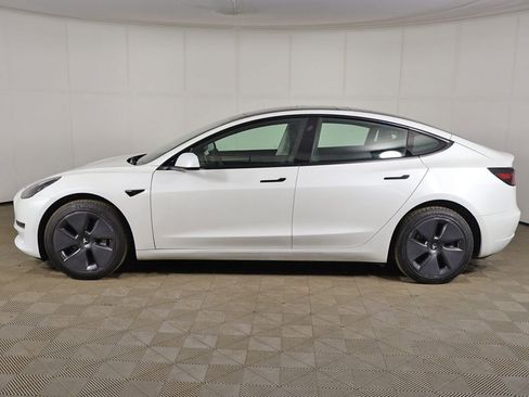 Used 2023 Tesla Model 3 Standard Range image 14