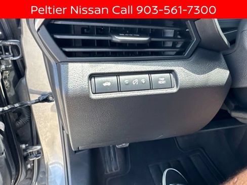 Certified 2025 Nissan Altima 2.5 SV FWD image 12