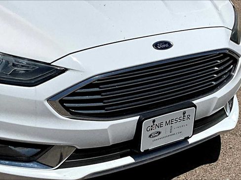 Used 2017 Ford Fusion SE w/ Equipment Group 201A FWD image 30