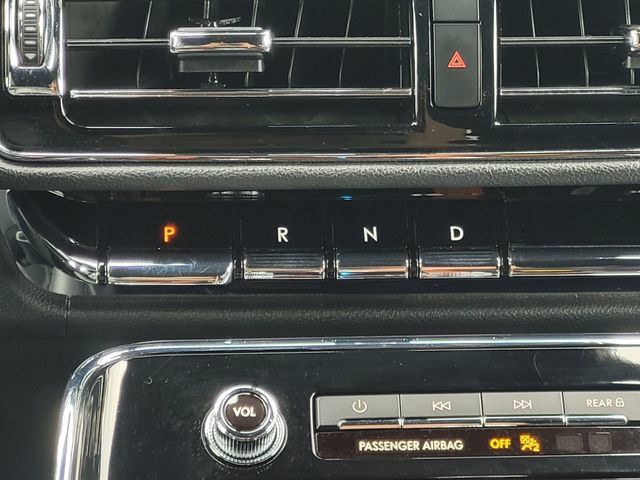 Used 2024 Lincoln Navigator Reserve AWD/4WD image 17