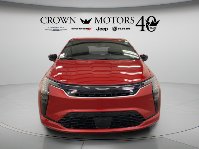 Used 2027 Chrysler Pacifica Select FWD image 10