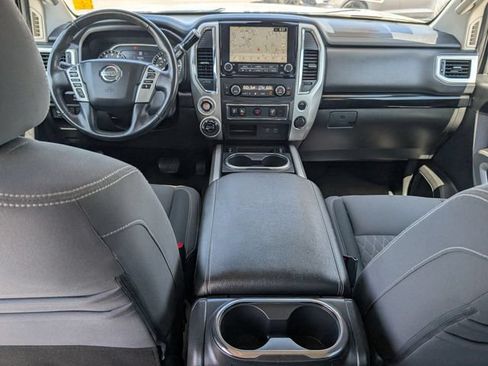 Used 2021 Nissan Titan SV w/ SV Convenience Package AWD/4WD image 17