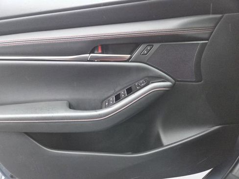 Used 2025 MAZDA MAZDA3 s image 30