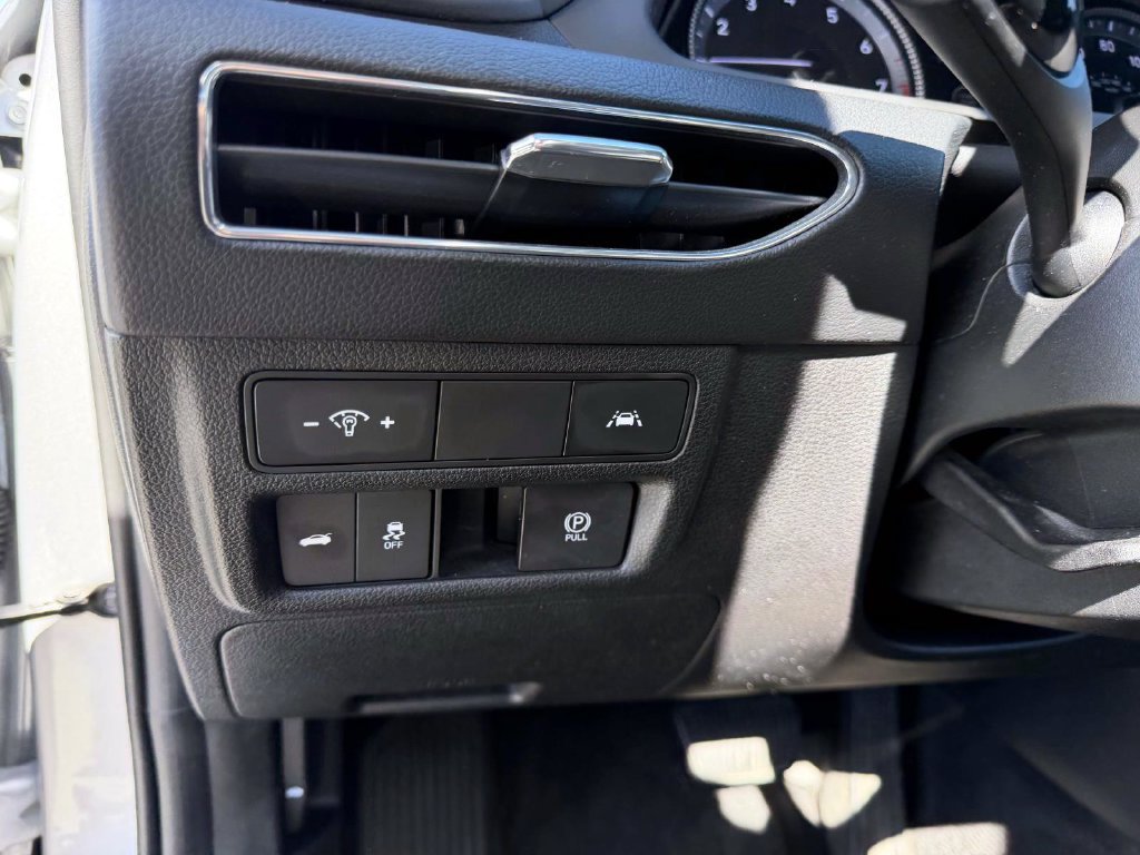 Certified 2023 Hyundai Sonata SEL FWD image 17