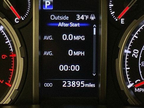 Used 2023 Toyota 4Runner Limited image 21