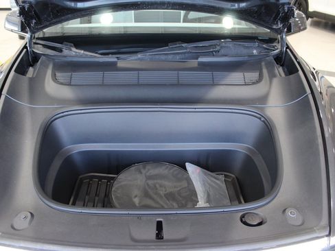 Used 2026 Tesla Model Y Long Range image 32