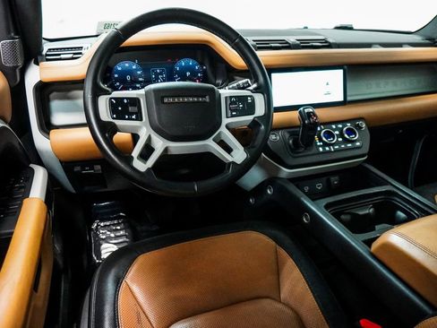 Used 2023 Land Rover Defender 110 X-Dynamic SE AWD/4WD image 15