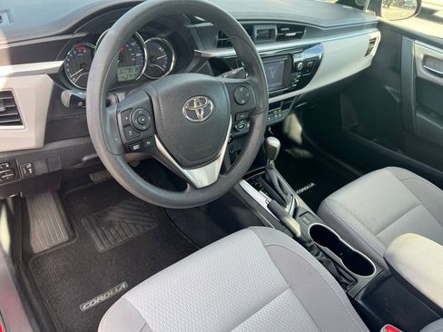 Used 2016 Toyota Corolla L image 16