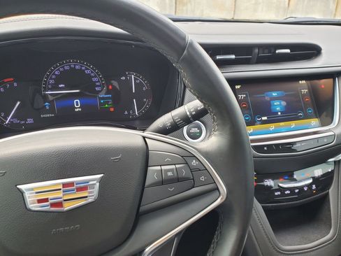 Used 2019 Cadillac XT5 Luxury w/ LPO, Black Ice Package image 26