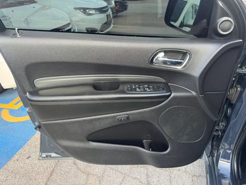 Used 2018 Dodge Durango GT RWD image 7