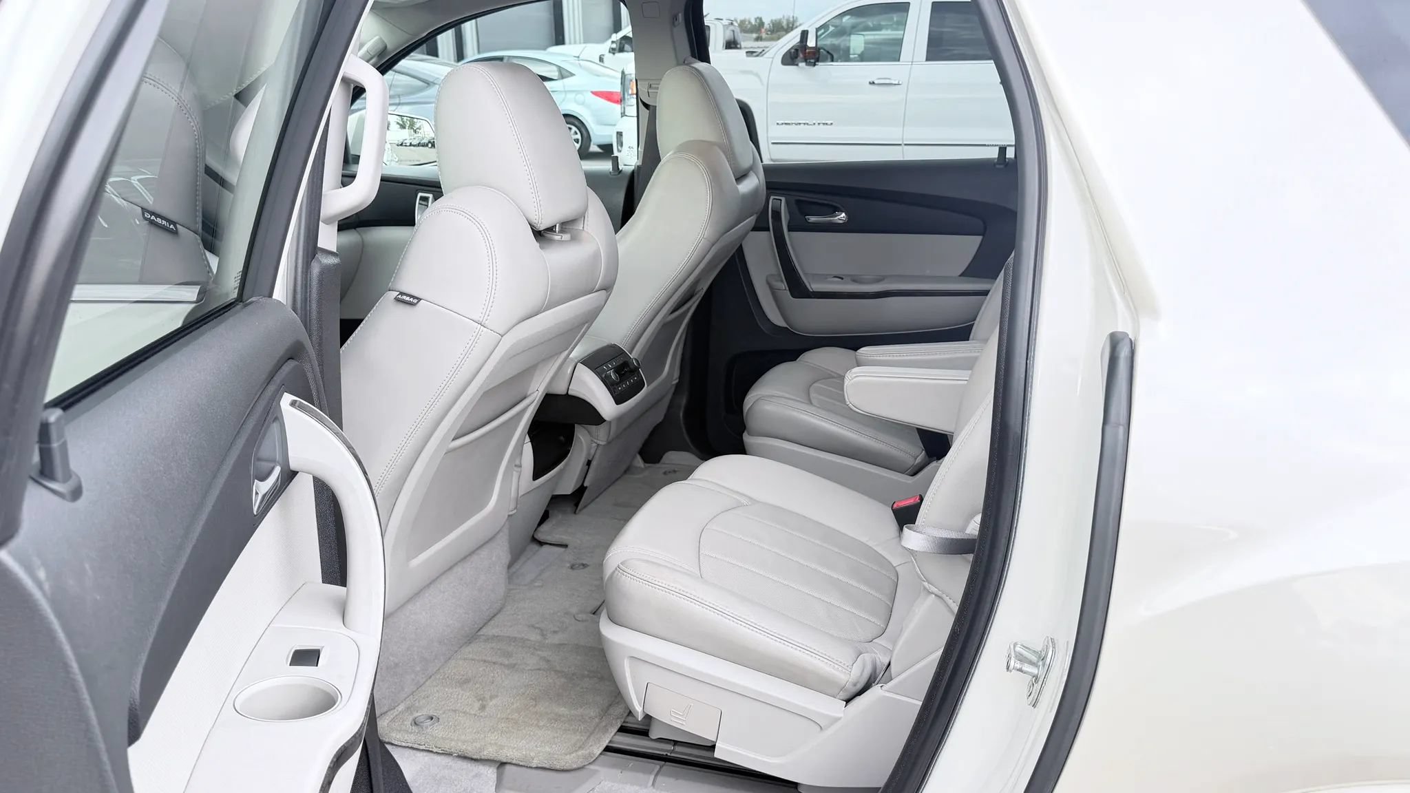 Used 2012 GMC Acadia Denali AWD/4WD image 15