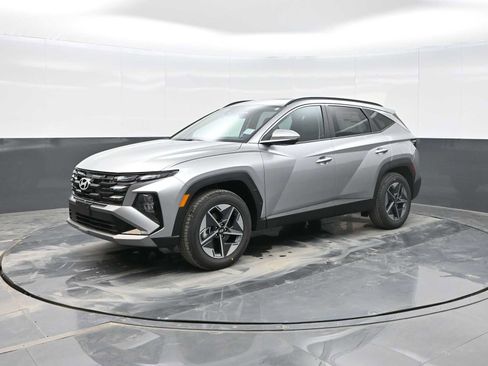 New 2026 Hyundai Tucson SEL image 1