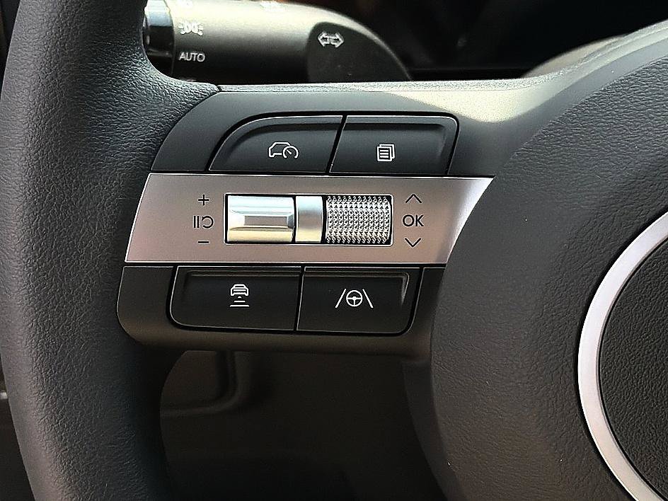New 2026 Hyundai Tucson SE FWD image 12