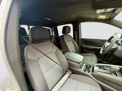 Used 2024 Chevrolet Colorado Trail Boss w/ Technology Package AWD/4WD image 26