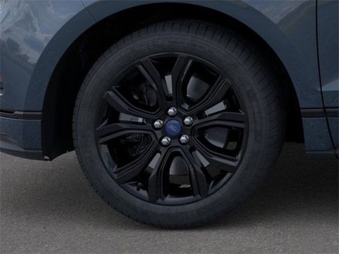 New 2024 Ford Edge SE w/ Black Appearance Package image 41