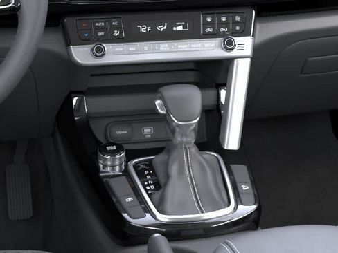 New 2026 Kia Seltos S FWD image 23