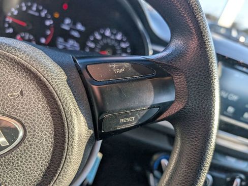 Used 2020 Kia Rio LX image 18