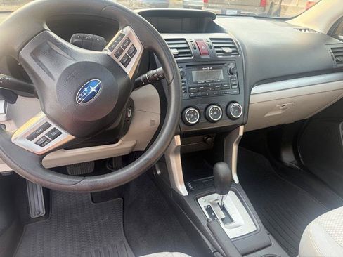 Used 2014 Subaru Forester 2.5i Premium w/ All-Weather Package AWD/4WD image 12