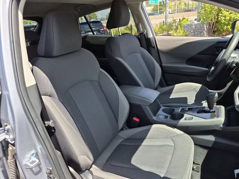Used 2025 Subaru Crosstrek 2.5i Premium AWD/4WD image 30
