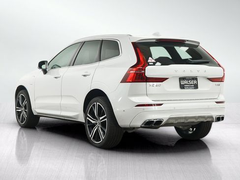 Used 2019 Volvo XC60 T8 R-Design w/ Advanced Package AWD/4WD image 3