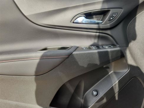 Used 2024 Chevrolet Equinox RS FWD image 21