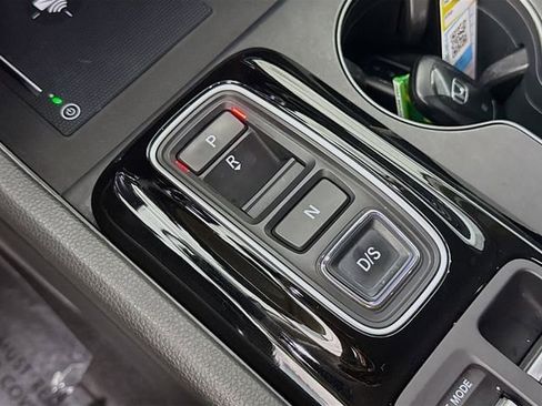 Used 2024 Honda Pilot EX-L image 16