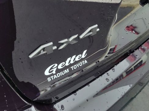 Used 2021 Jeep Cherokee High Altitude image 7