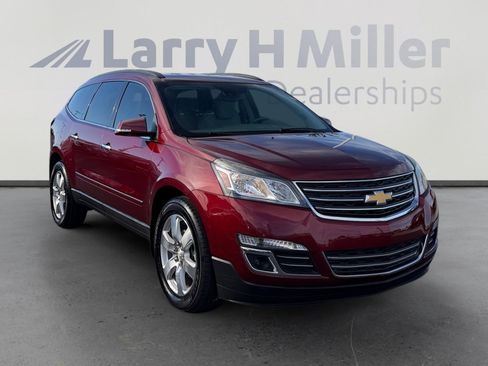 Used 2017 Chevrolet Traverse Premier image 7