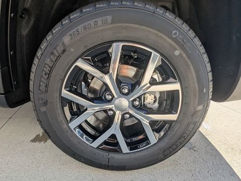 New 2025 Jeep Grand Cherokee Limited image 42