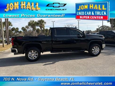 Used 2025 Chevrolet Silverado 3500 LTZ image 15