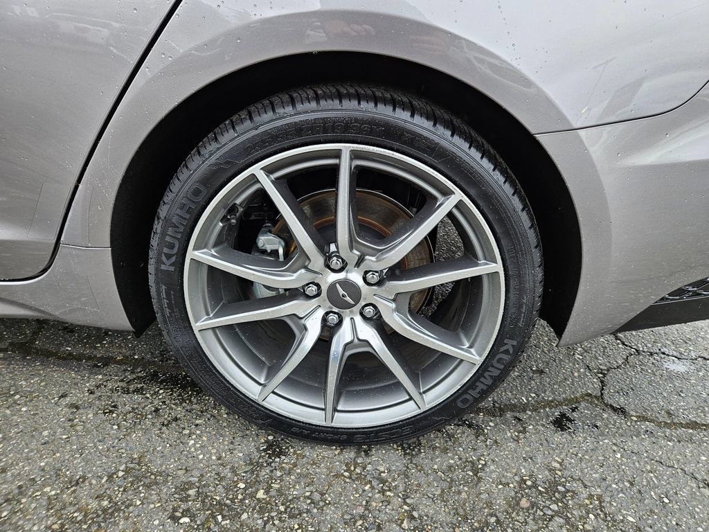 Used 2023 Genesis G70 2.0T RWD image 15