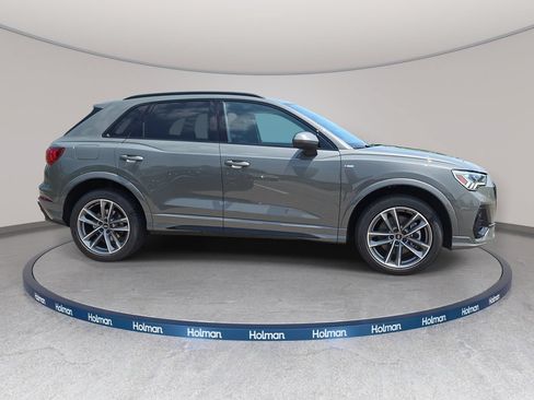 Used 2025 Audi Q3 2.0T Premium w/ Convenience Package AWD/4WD image 5