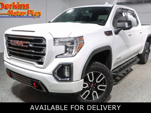 Used 2019 GMC Sierra 1500 AT4 w/ Off Road Performance Package AWD/4WD image 1